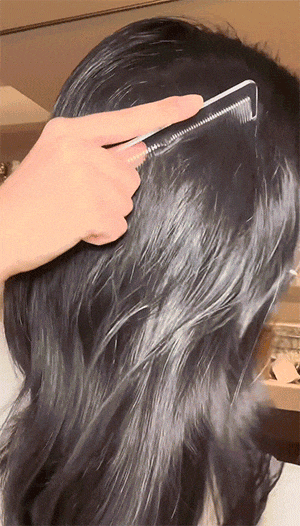 干好？10分钟轻松养成女明星「绸缎发」AG真人旗舰厅登录洗完头自然风干还是吹(图2)