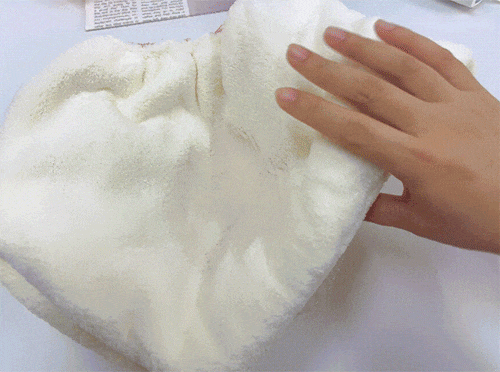 干好？10分钟轻松养成女明星「绸缎发」AG真人旗舰厅登录洗完头自然风干还是吹(图12)