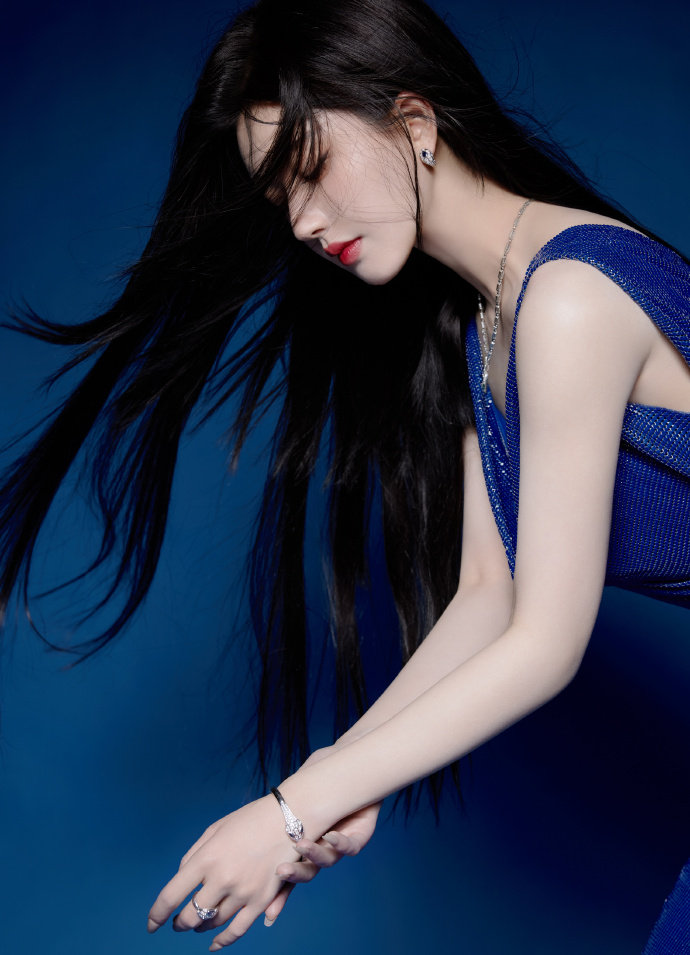 不许穿内裤随时挨CAG真人国际学校